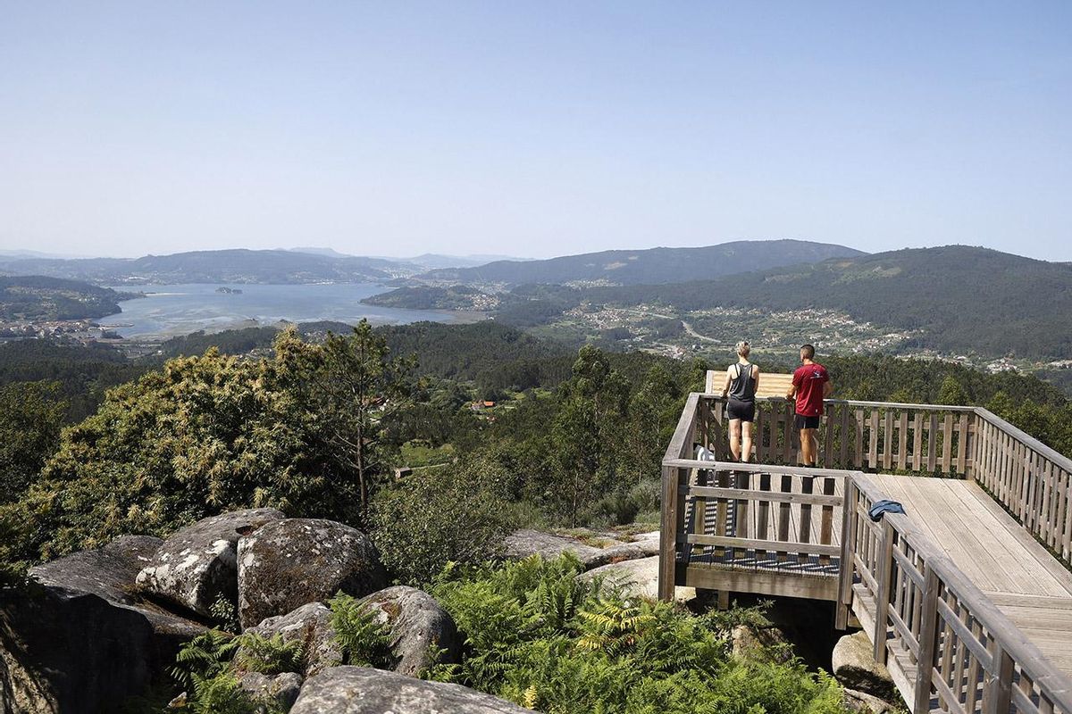 Mirador de A Canicouva, en el monte das Frachas