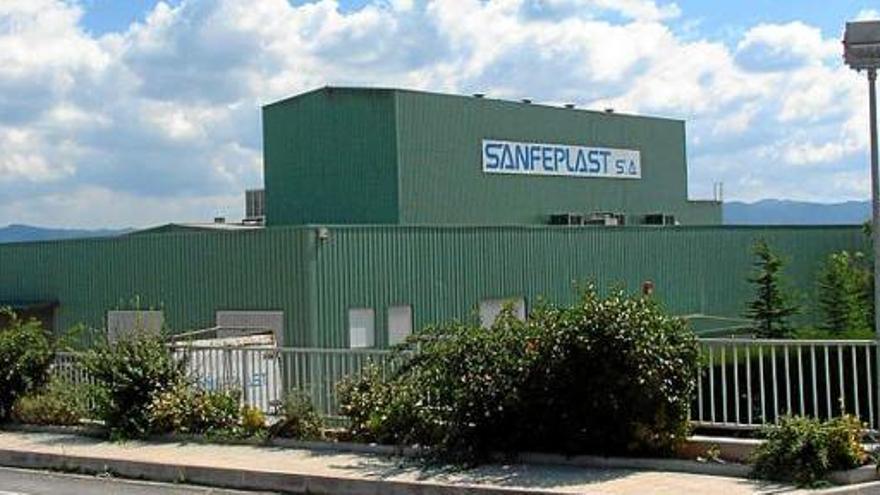 L&#039;antiga empresa Sanfeplast, que va fer fallida el 2012, durant la crisi