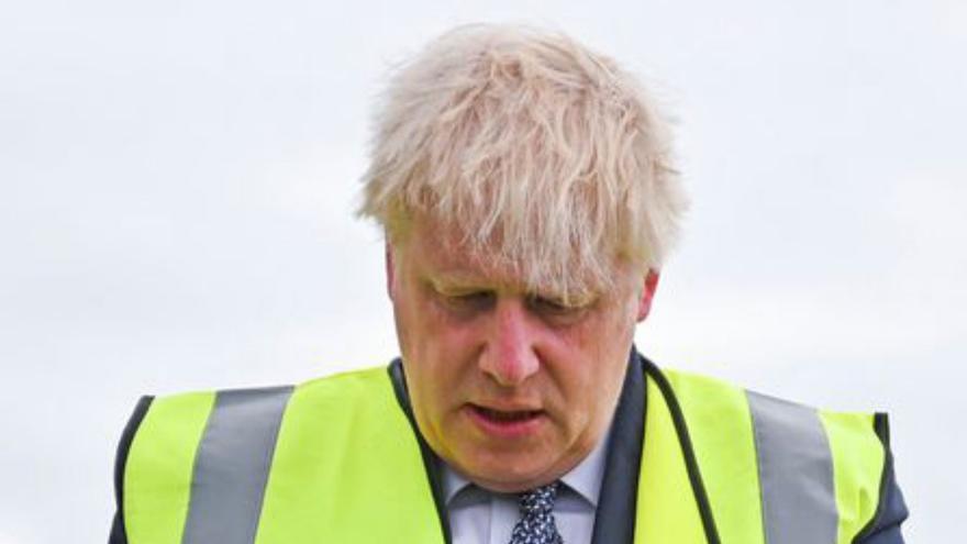 Boris Johnson presenta una reforma unilateral del protocol d’Irlanda del Nord