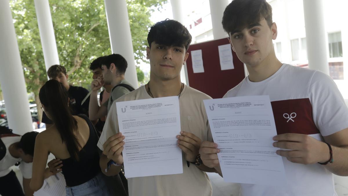 Enfado de numerosos alumnos por el examen de Matemáticas de Selectividad