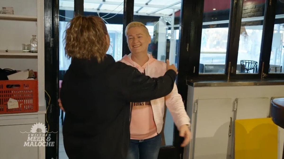 Marion ist eine von zwei Köchinnen im Schatzi.