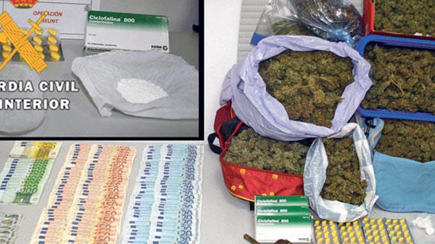 Dinero, droga y útiles intervenidos por la Guardia Civil en la operación ´Erkunt´ en sa Pobla.