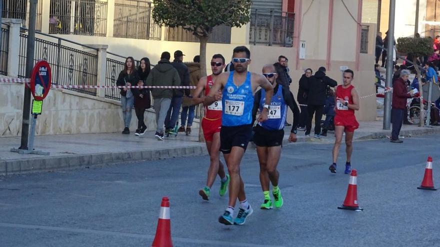 El torrevejense Luis Corchete logra el título autonómico de 10 kilómetros marcha