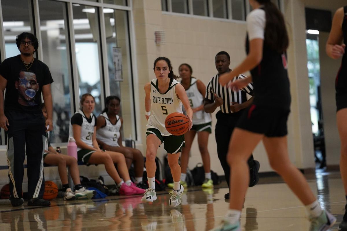 Sara Lorca durante uno de los partidos de baloncesto.