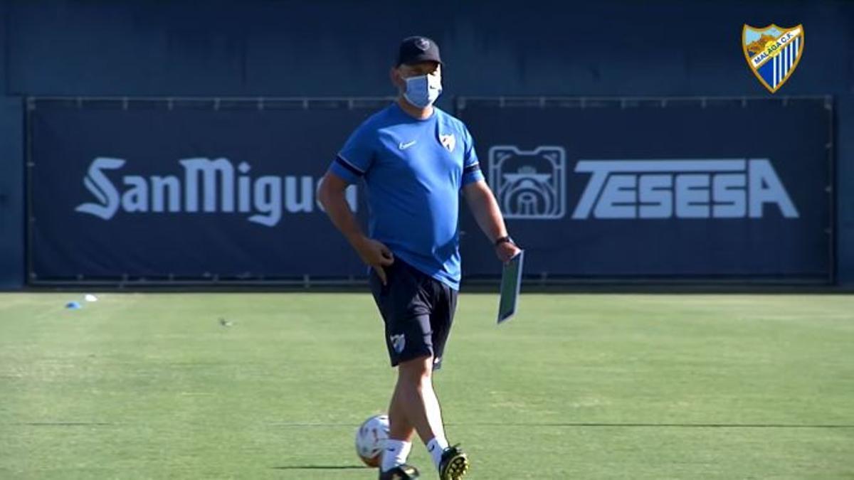 El míster, durante una sesión de entrenamiento