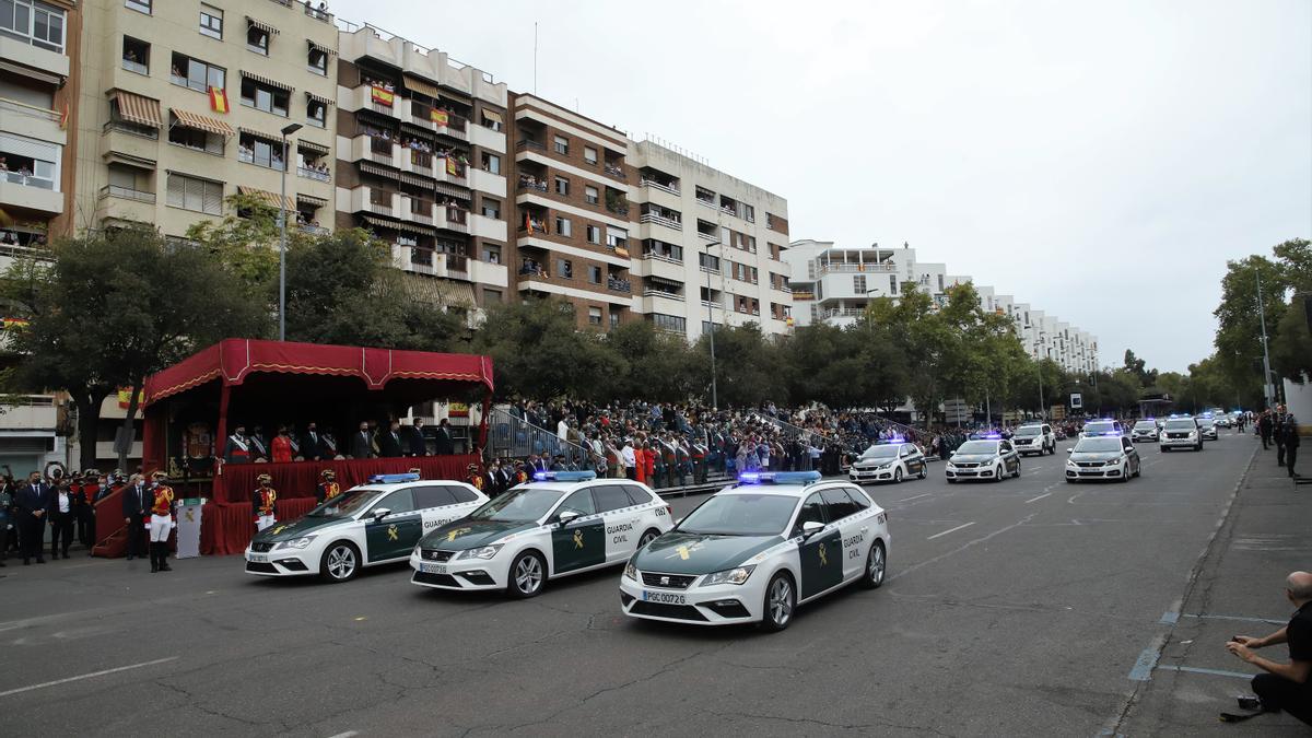 Parada militar y desfile de la Guardia Civil en Córdoba