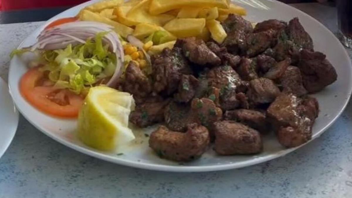 La cafetería escondida en Gran Canaria donde sirven «uno de los mejores solomillos» por menos de 15 euros