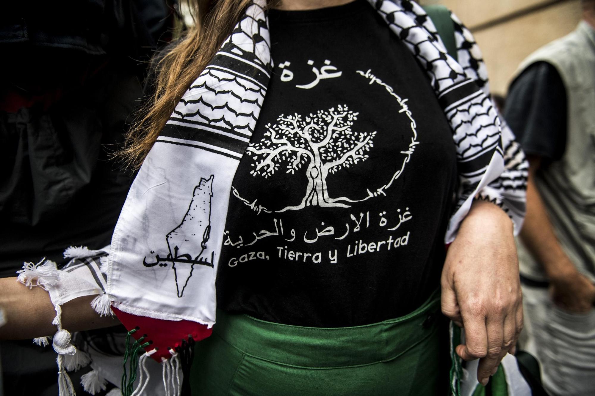 GALERÍA | Concentración en apoyo al pueblo palestino en Cáceres