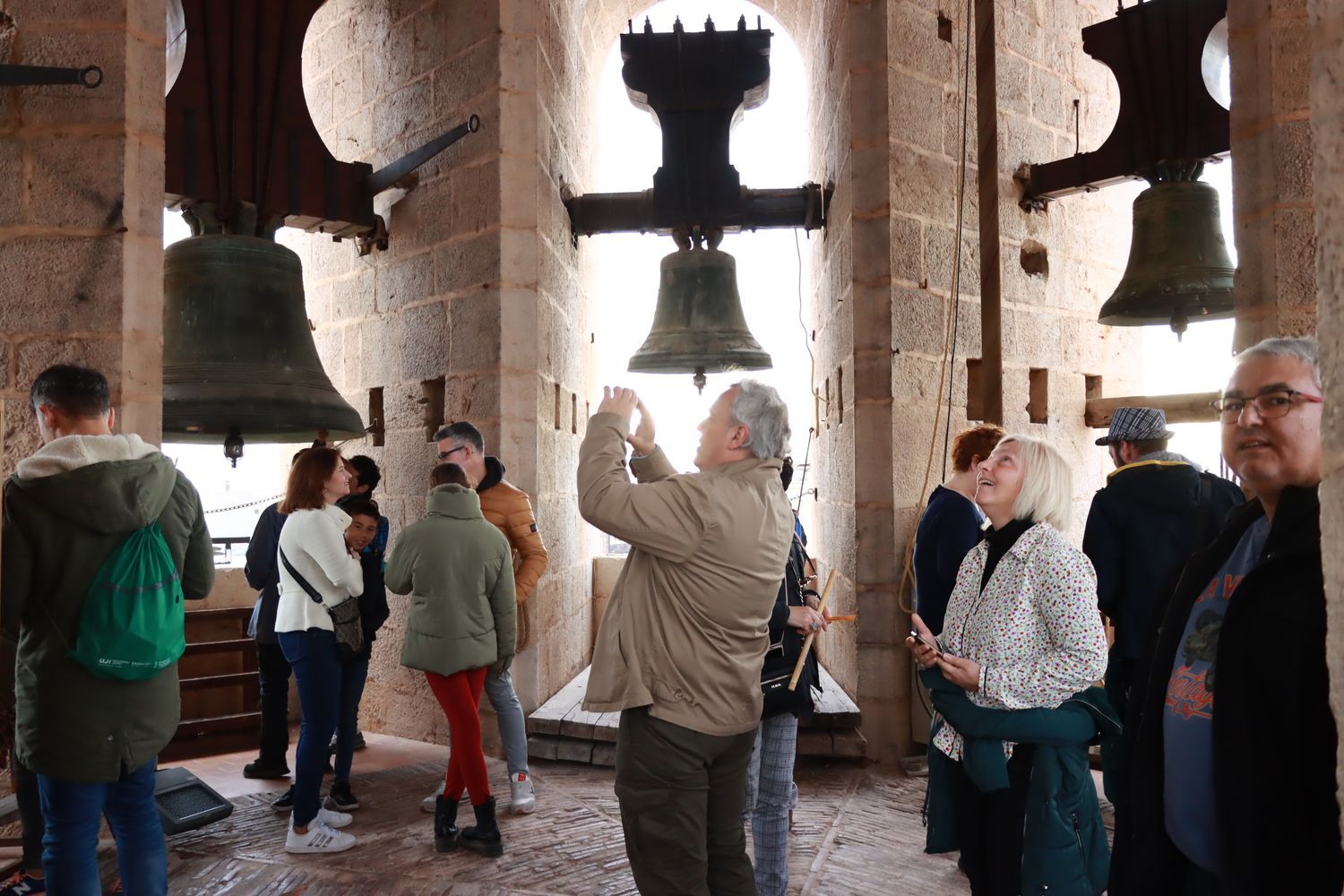 Concurrida Pujà al Fadrí en las fiestas de la Magdalena