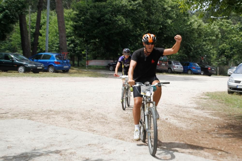 Más de 100 ciclistas participaron en la segunda edición de la Marcha por los Montes de Vigo.