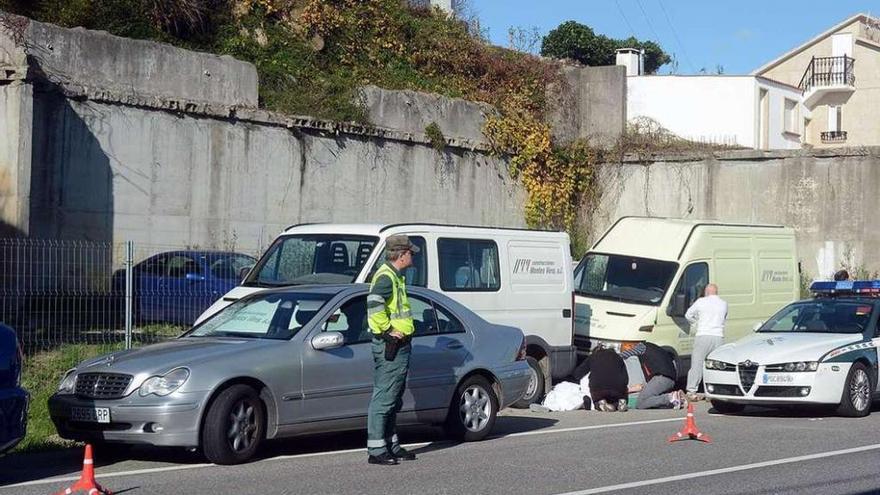 Una vecina de Pontevedra muere atropellada cuando limpiaba su coche junto a su casa