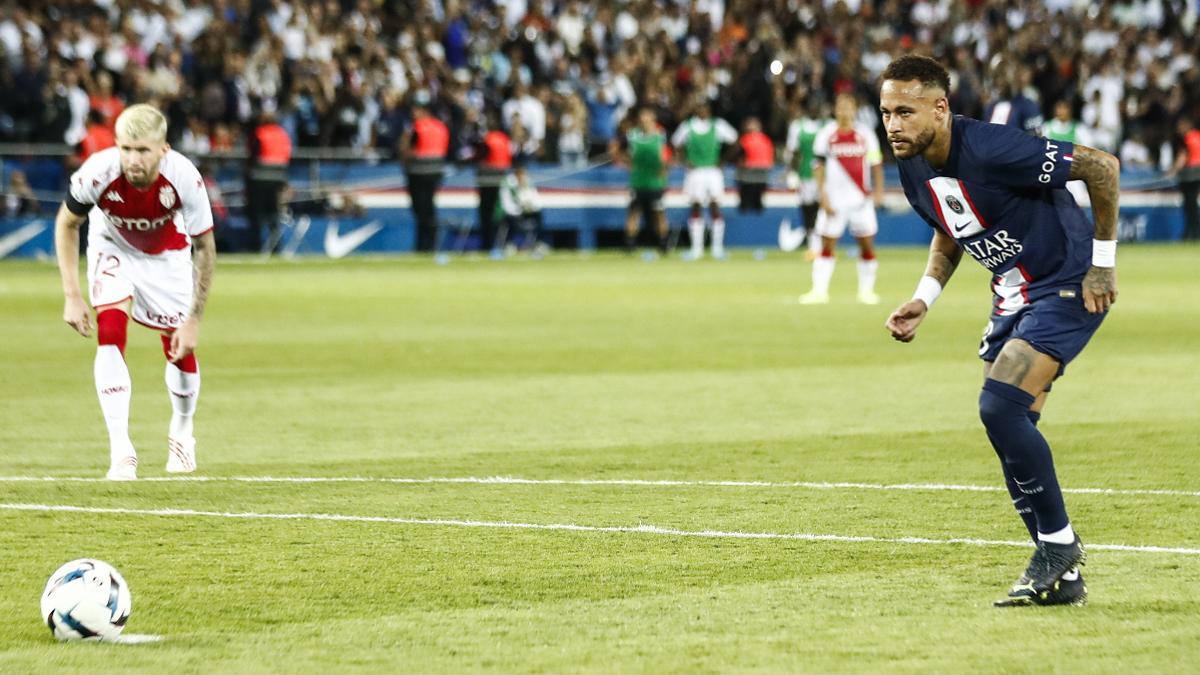 Neymar marcó el gol del empate contra el Mónaco de penalti