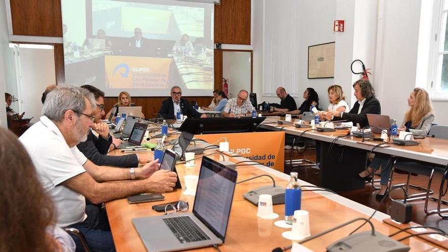 El Consejo de Gobierno da el visto bueno a las Cuentas Anuales 2025 de la ULPGC y aprueba dos títulos propios