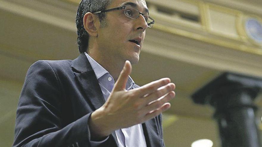 Eduardo Madina renuncia a seguir como diputado del PSOE y abandona la política