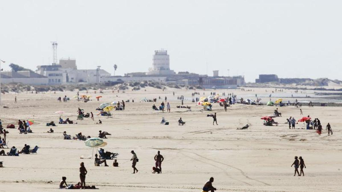 Playa de La Cortadura, en Cádiz, uno de los secretos mejor guardados de la ciudad