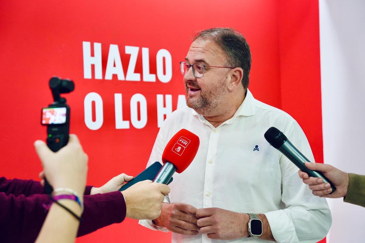 El portavoz del Comité Electoral del PSOE de Extremadura, Antonio Rodríguez Osuna.