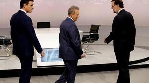 Mariano Rajoy y Pedro Sanchez en el cara a cara de la Academia de Televisión moderado por Manuel Campo Vidal. 