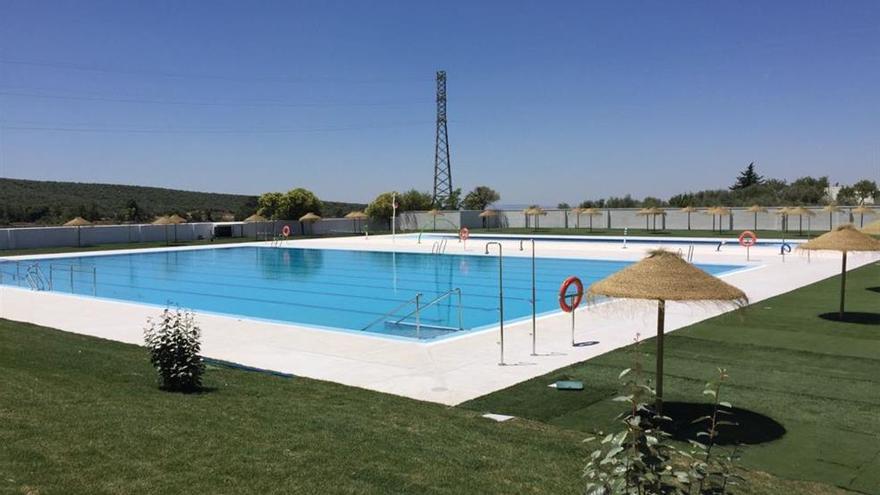 La nueva piscina municipal abre la próxima semana