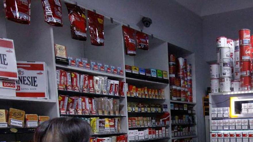 Las ventas de tabaco caen a la mitad con la aplicación de la ley restrictiva