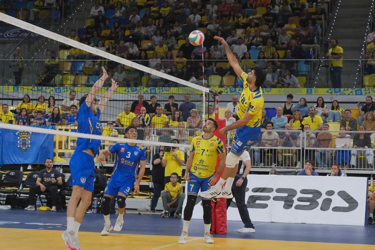 15-05-2026 LAS PALMAS DE GRAN CANARIA. CV Guaguas # CV Melilla, segundo partido de la final de la Superliga de voleibol  | 15/05/2026 | Fotógrafo: Andrés Cruz