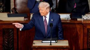 Trump reivindica sus aranceles y manda señales a Ucrania en una sesión del Congreso