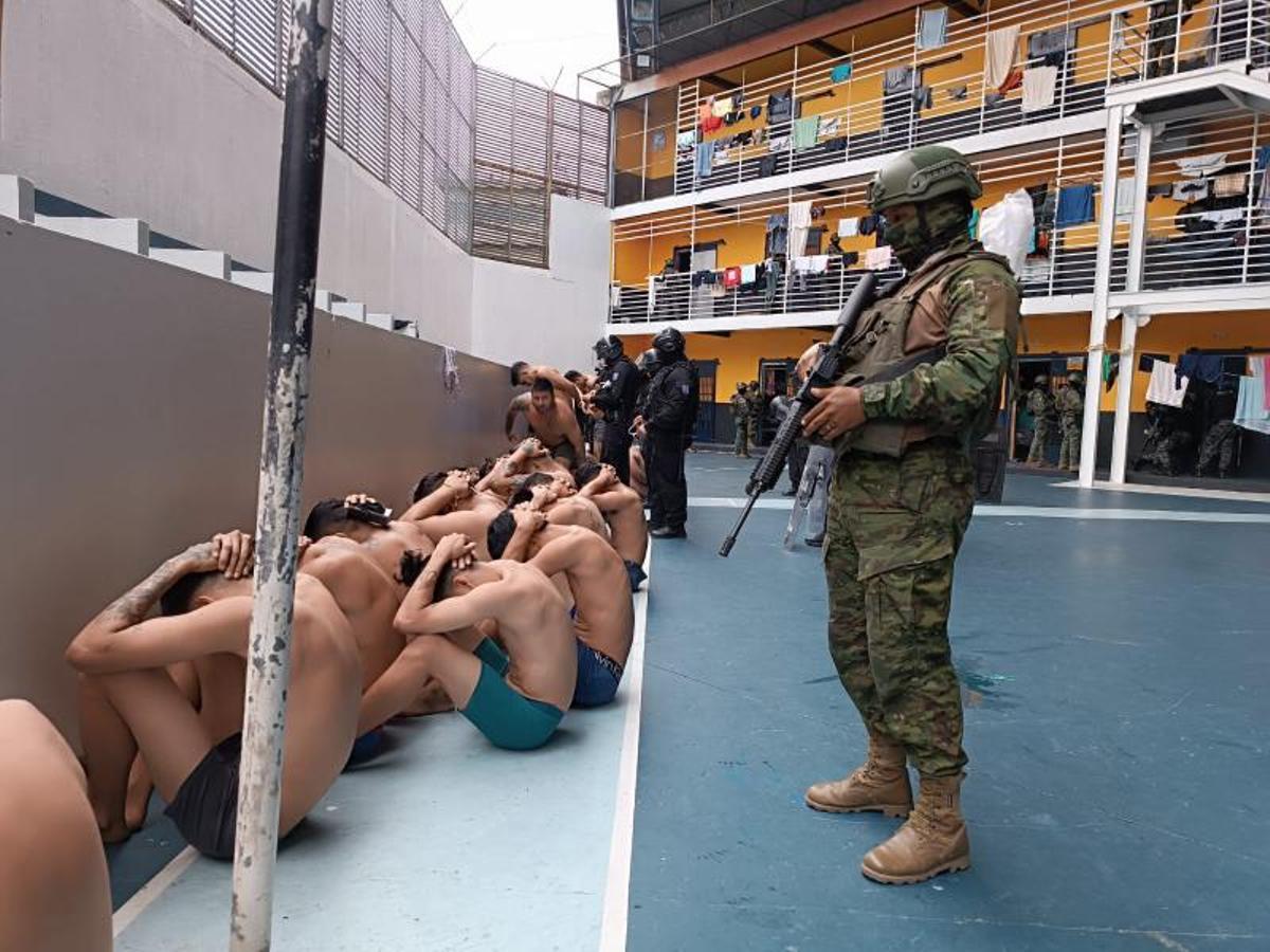 Intervención del ejército ecuatoriano en una carcel regional del país, en enero pasado.