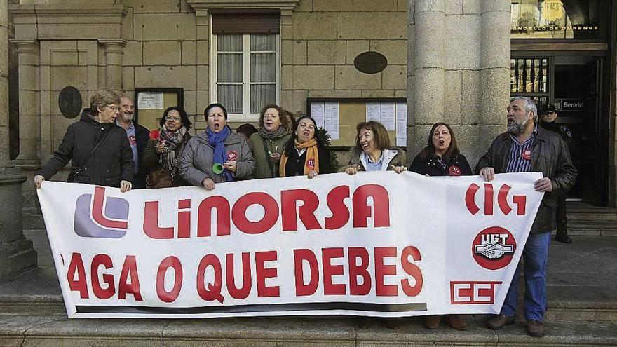 Concentraciones de protesta a las puertas del Concello