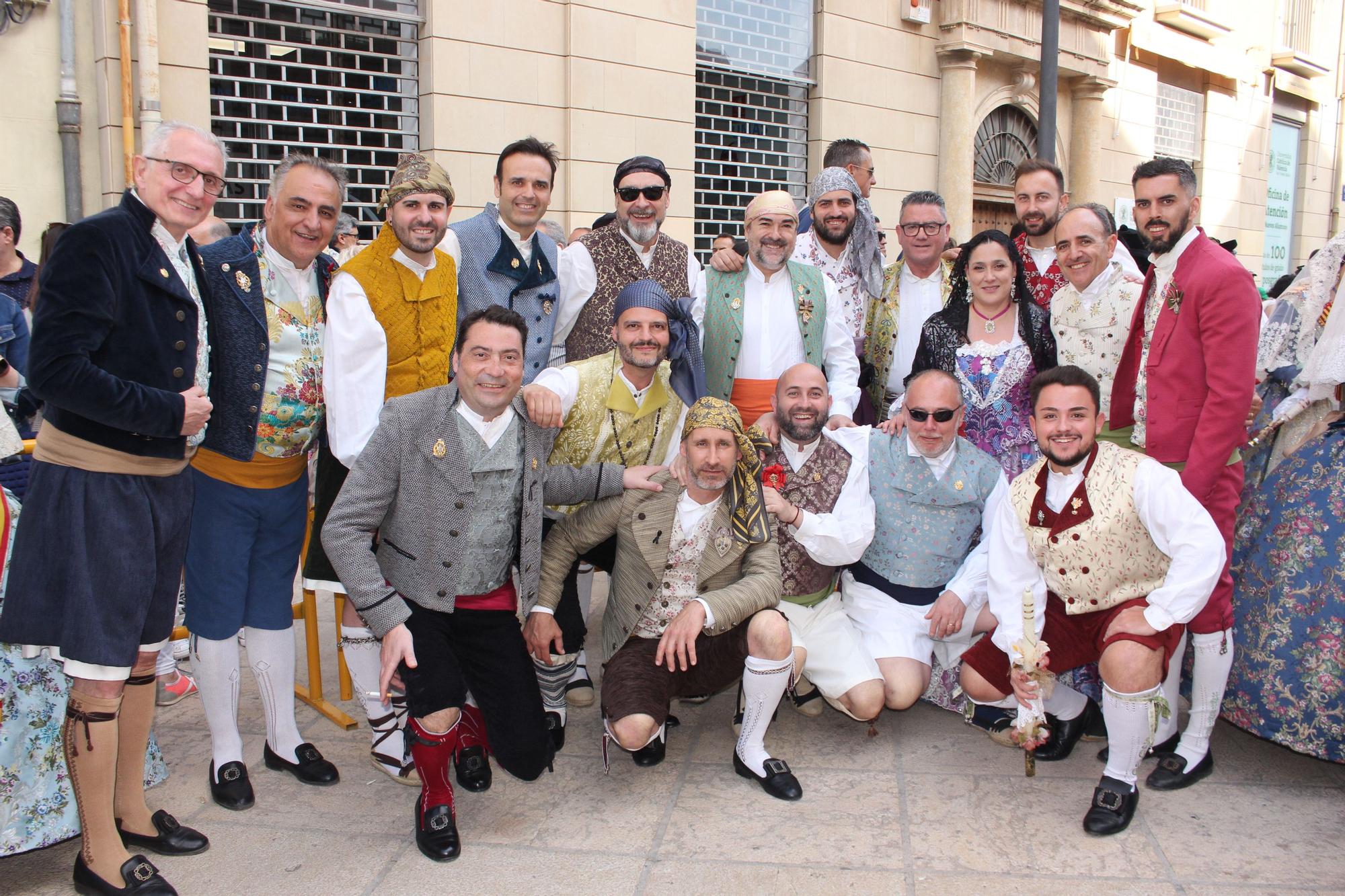 La fuerza de las Fallas en la Procesión de la Virgen (I)