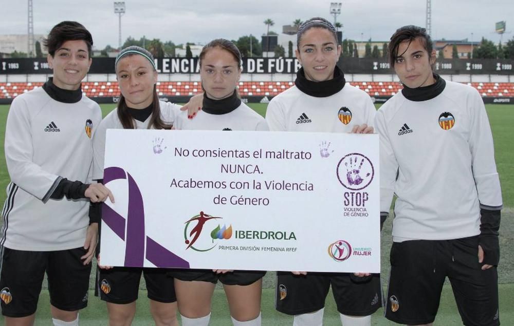 El Valencia Femenino apoya el Día Internacional contra la violencia de género