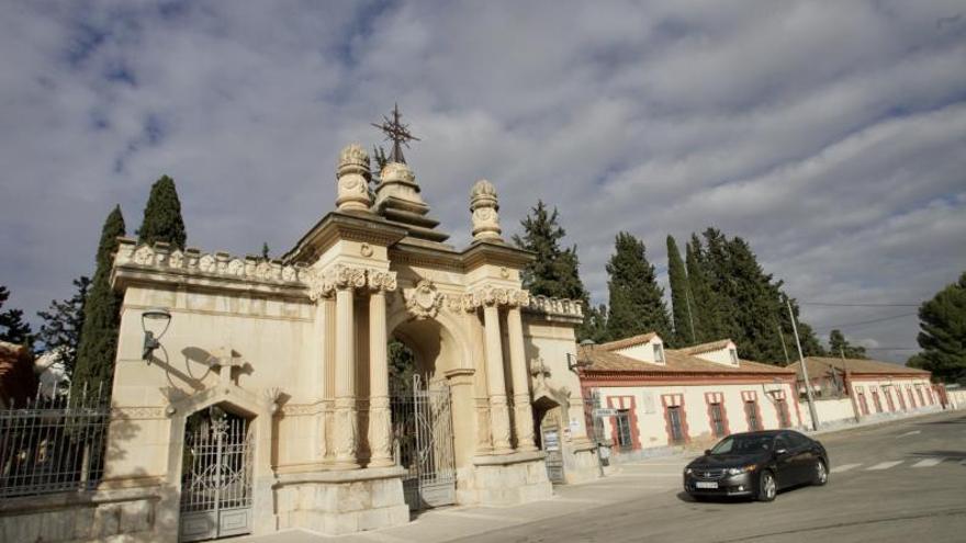 Cementerio Nuestro Padre Jesús en El Puntal.