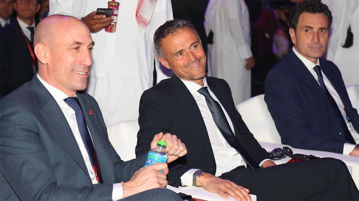 Rubiales, Luis Enrique y Molina, en el sorteo del Mundial de Catar 2022