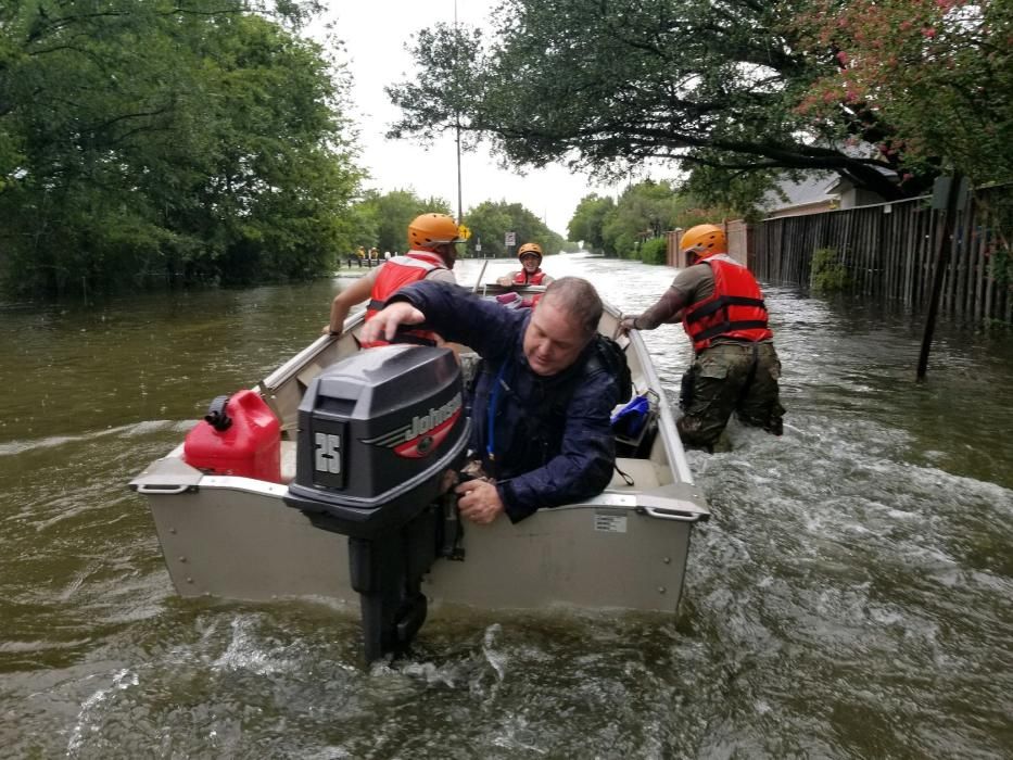 Texas National Guard Soldiers respond after ...