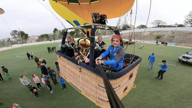 Así fue el concierto en globo coordinado en Bocairent