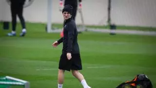 Gavi aprieta para entrar en la convocatoria ante el Athletic