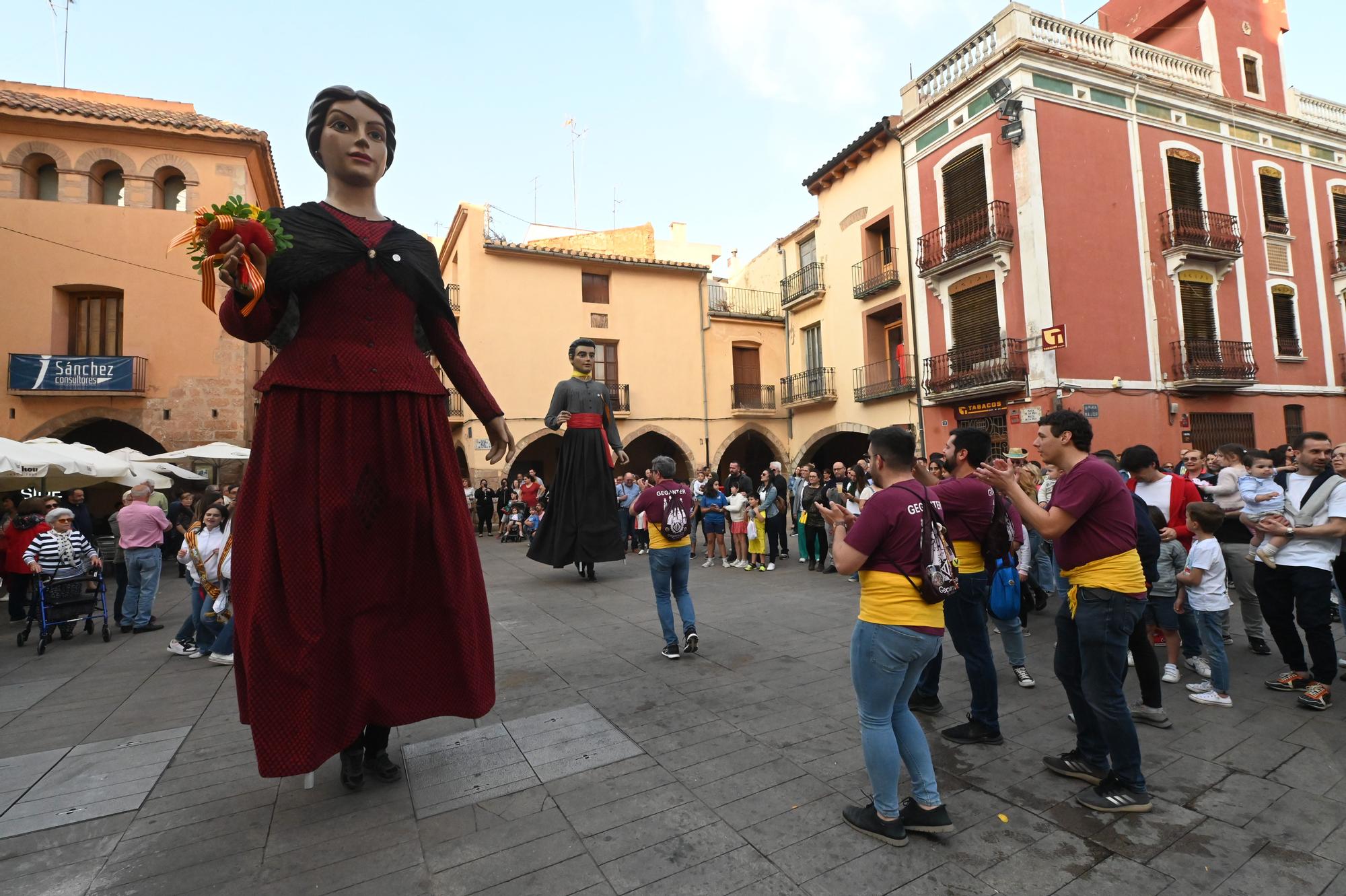 Búscate en las fotos del último sábado de fiestas de Vila-real