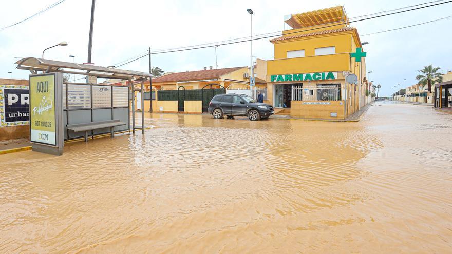Pilar de la Horadada culpa a 149 obras permitidas en Murcia de las inundaciones en El Mojón