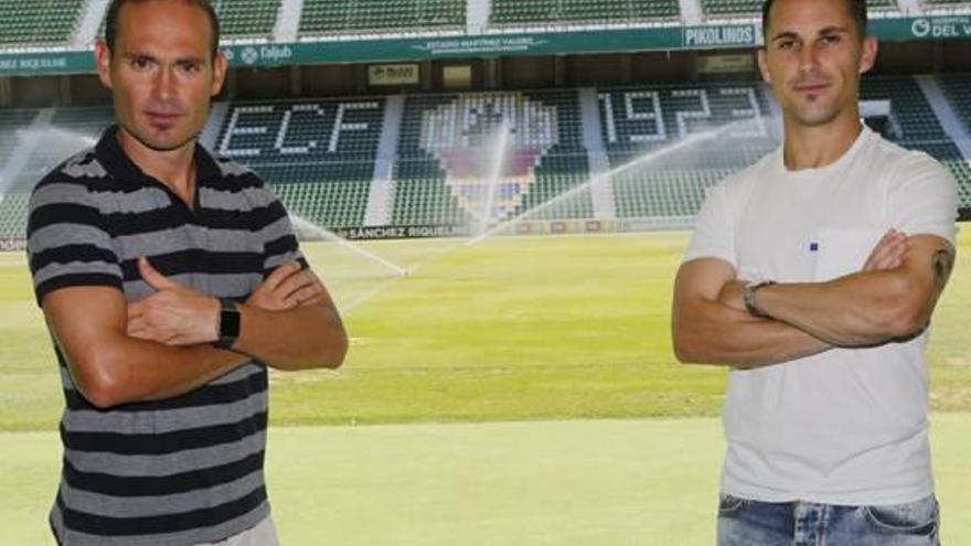 Nino y Collantes, ayer, en el estadio Martínez Valero.