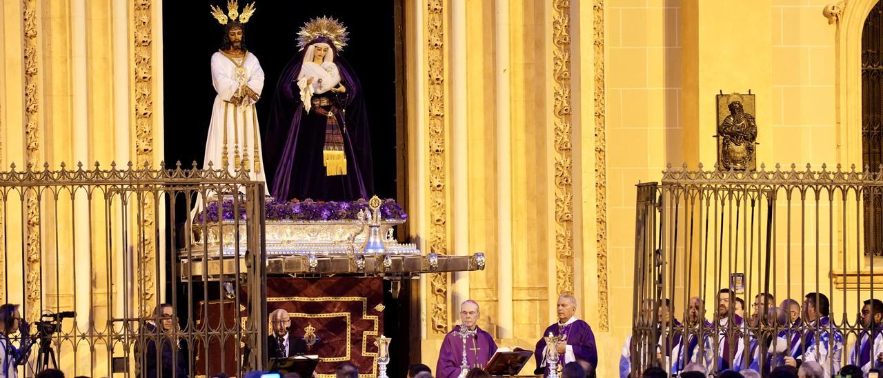 Jesús Cautivo: el alba de su túnica que todo lo inunda