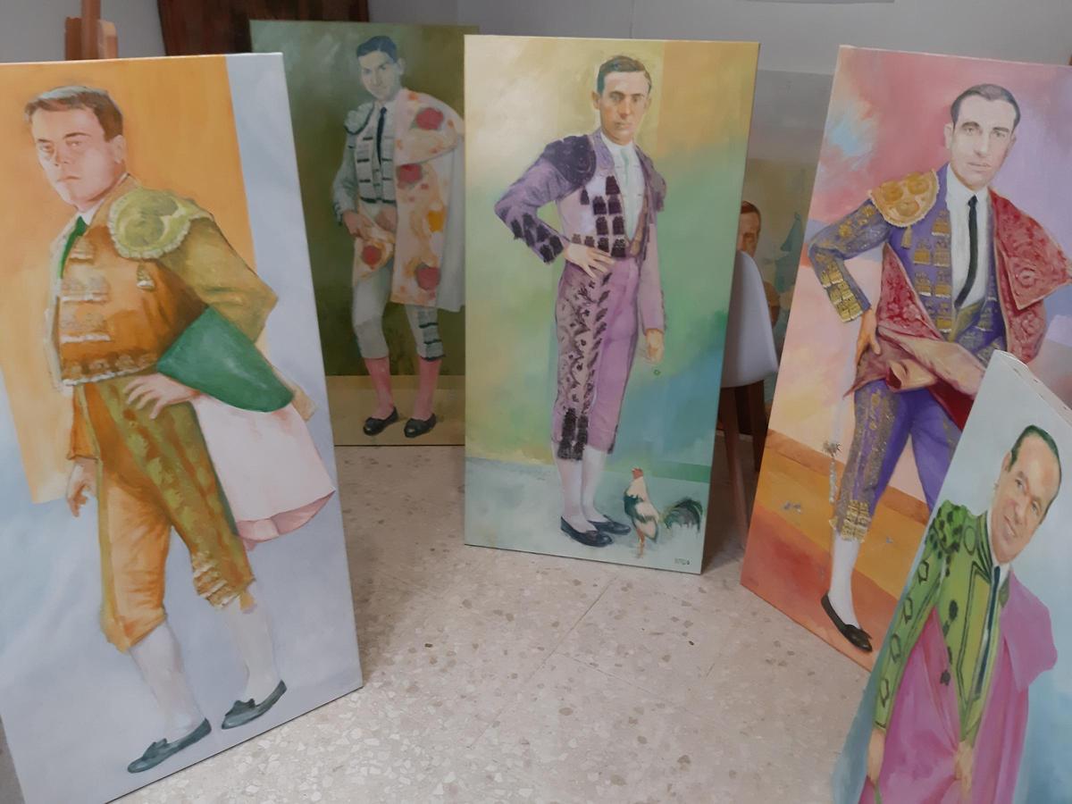 Una exposición reúne por primera vez a los 15 toreros que dan nombre a las calles de la Feria de Sevilla