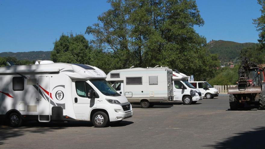 De la casa de veraneo en Meis a quedar confinados en el Centro de Hostelería