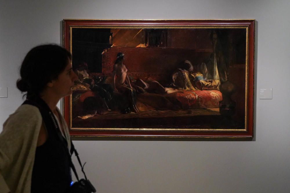 Presentación de la exposición  'Fantasía árabe. Pintura orientalista en España (1860-1900)' en el Museo Carmen Thyssen.