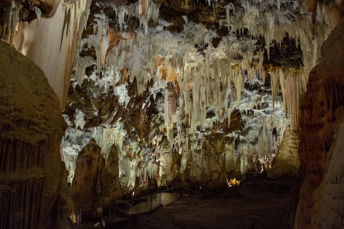 Las Cuevas del Águila, monumento natural.