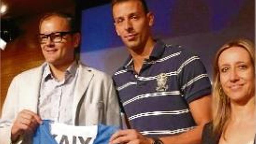 Trias va ser presentat a Andorra pel director esportiu, Francesc Solana.