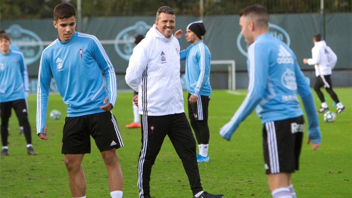 Òscar García durante el último entrenamiento previo al Barça-Celta