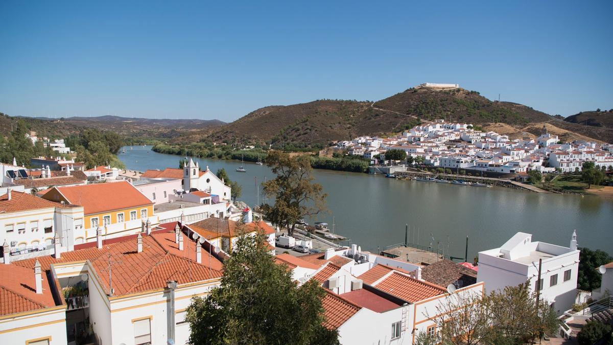 El Guadiana celebra su Festival del Contrabando