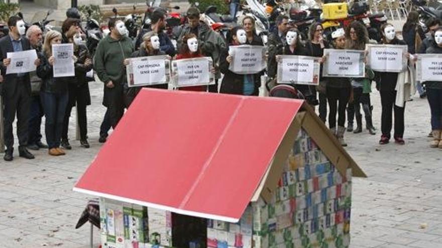 L&#039;acció reivindicativa que es va dur a terme ahir al migdia davant la seu de la Generalitat a Girona.