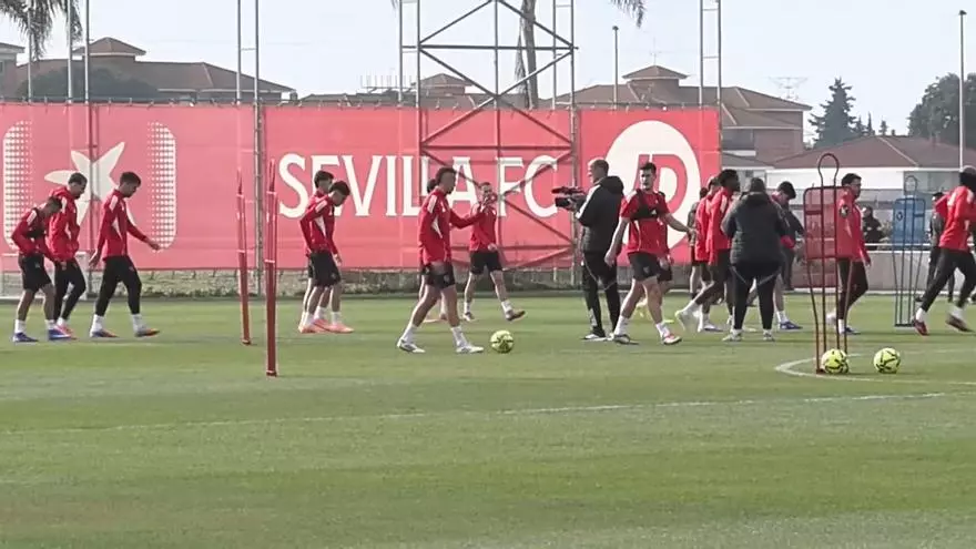 El Sevilla prepara su partido liguero contra el Real Madrid