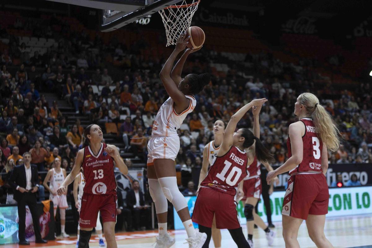 Partido Valencia Basket- Casademont Zaragoza