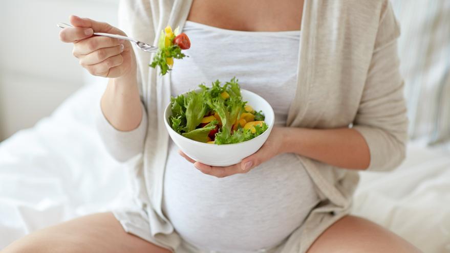 Mito o realidad. ¿Es bueno hacer dieta durante el embarazo?