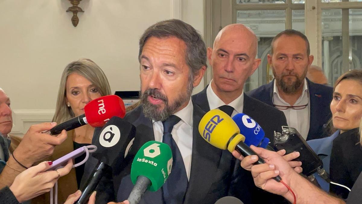 Badenas, durante su intervención previa al pleno